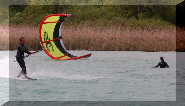 flysurf sur le lac de Clairvaux